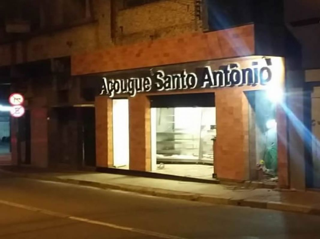 Letras Caixa Iluminadas em Aço, PVC, Inox e MDF | Fabricação em SP