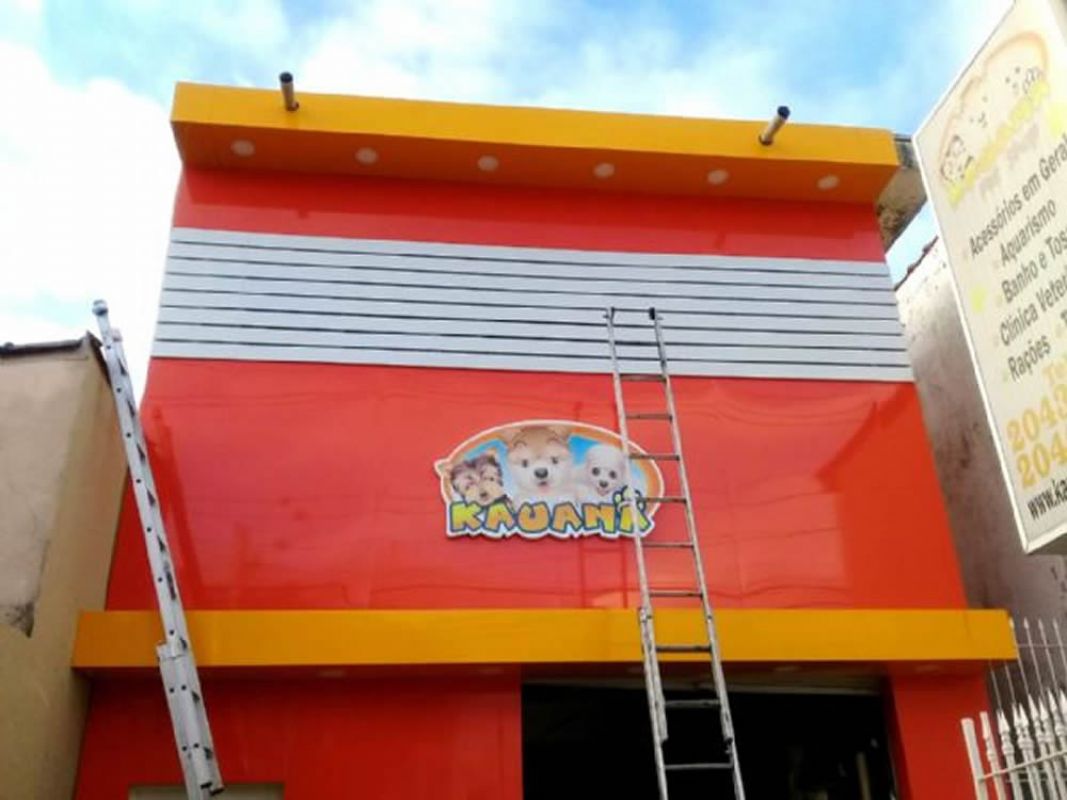 Letreiros e Painéis Luminosos em LED | Fabricação e Instalação em SP