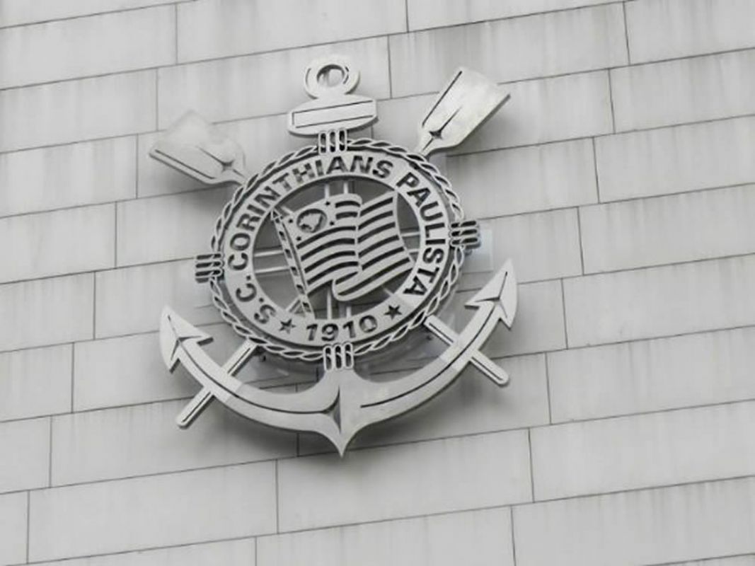 Letras Caixa Iluminadas em Aço, PVC, Inox e MDF | Fabricação em SP