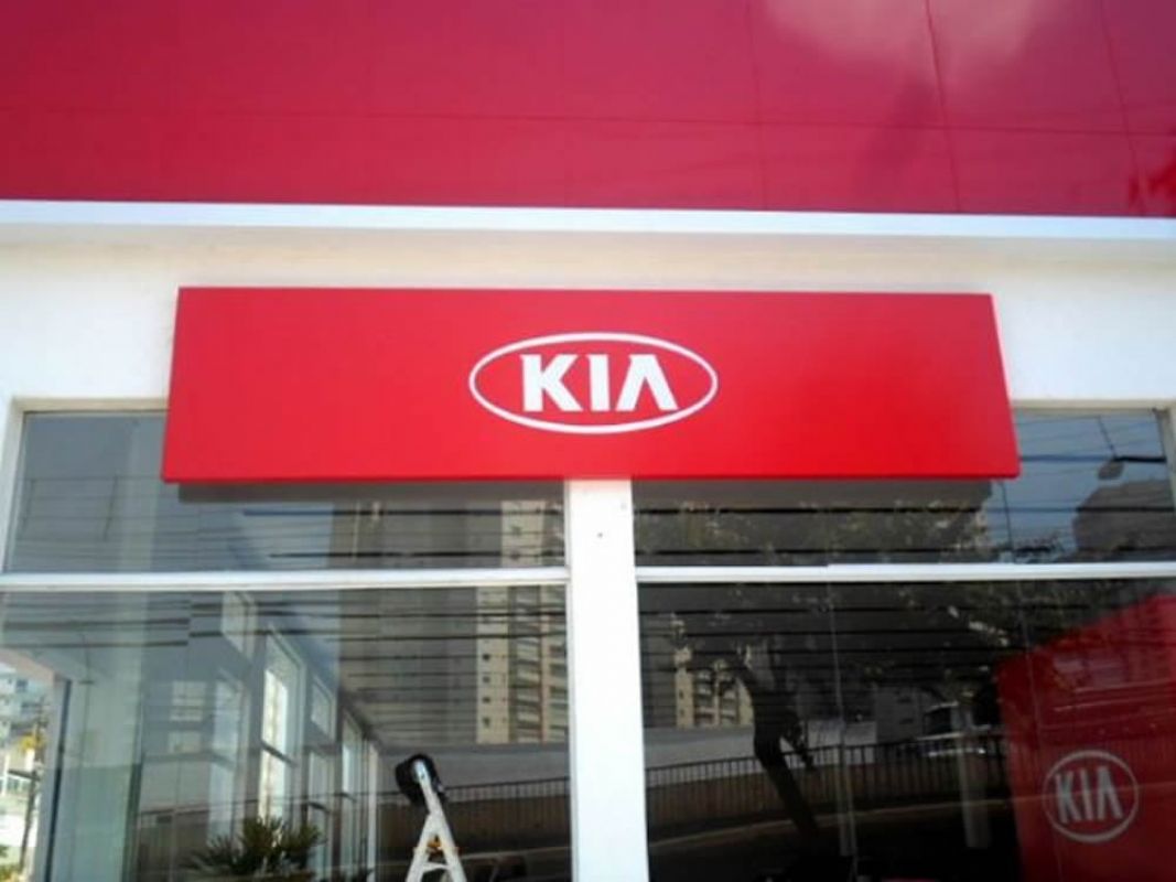 Letreiros e Painéis Luminosos em LED | Fabricação e Instalação em SP