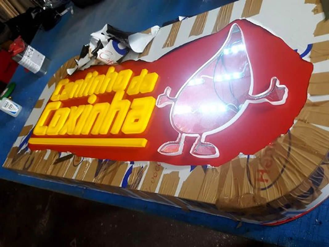Letreiros e Painéis Luminosos em LED | Fabricação e Instalação em SP