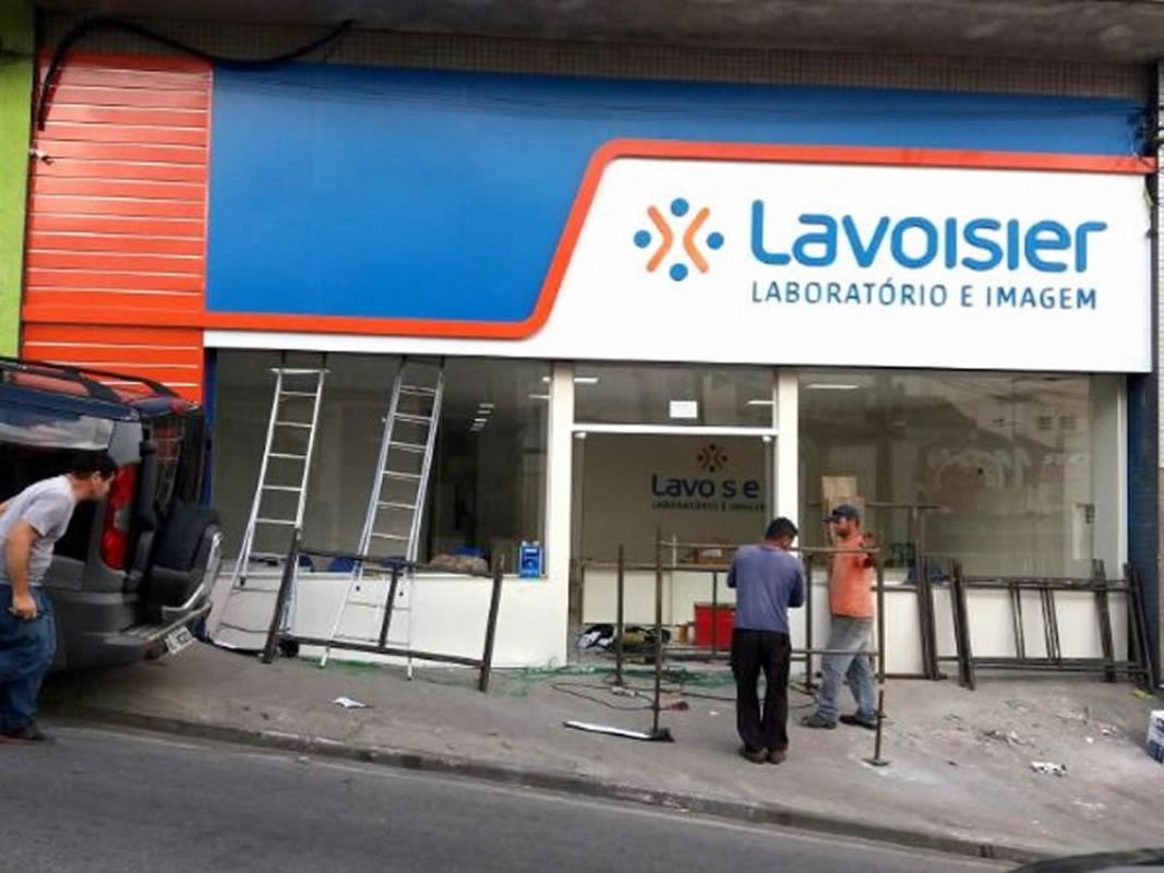 Letreiros e Painéis Luminosos em LED | Fabricação e Instalação em SP