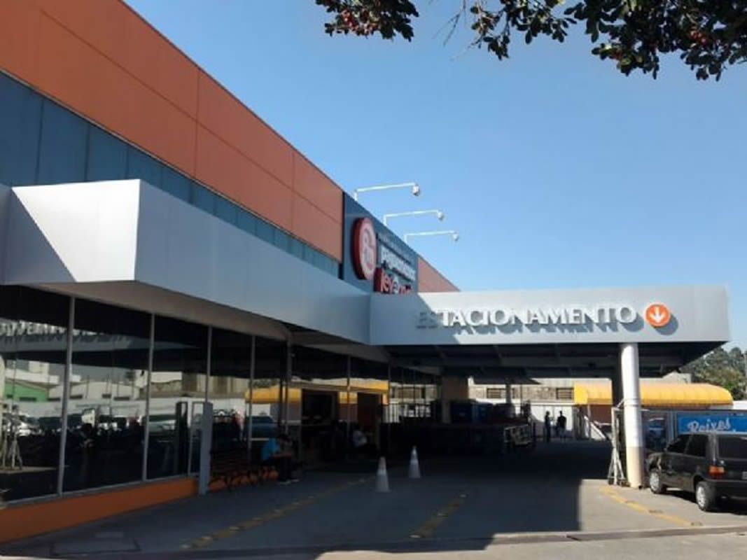 Fachadas de ACM, Letras Caixa, Totens e Luminosos Personalizados em SP