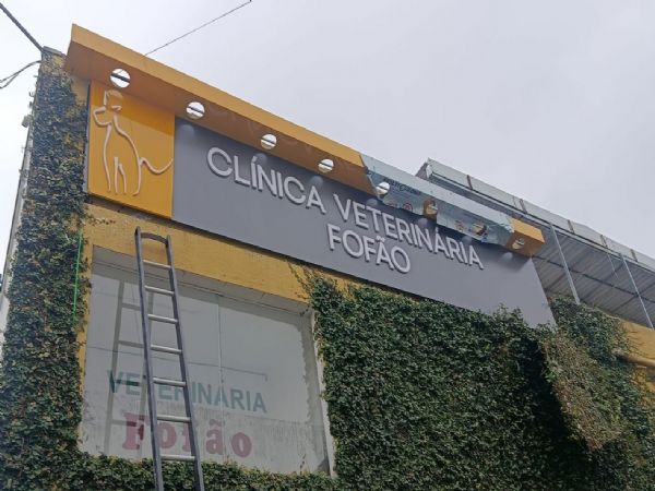 Fachada em Acm Com Letras em Pvc